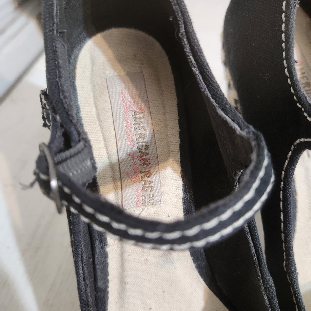 American Rag Black and Tan Platform Heels - Picture 8 of 14